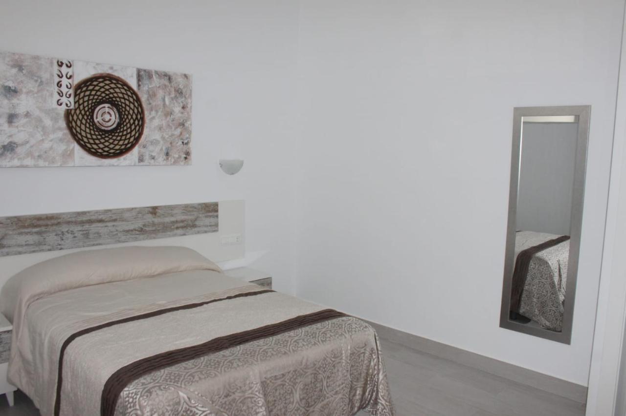 Apartamentos Margo 2 Malaga Exterior photo